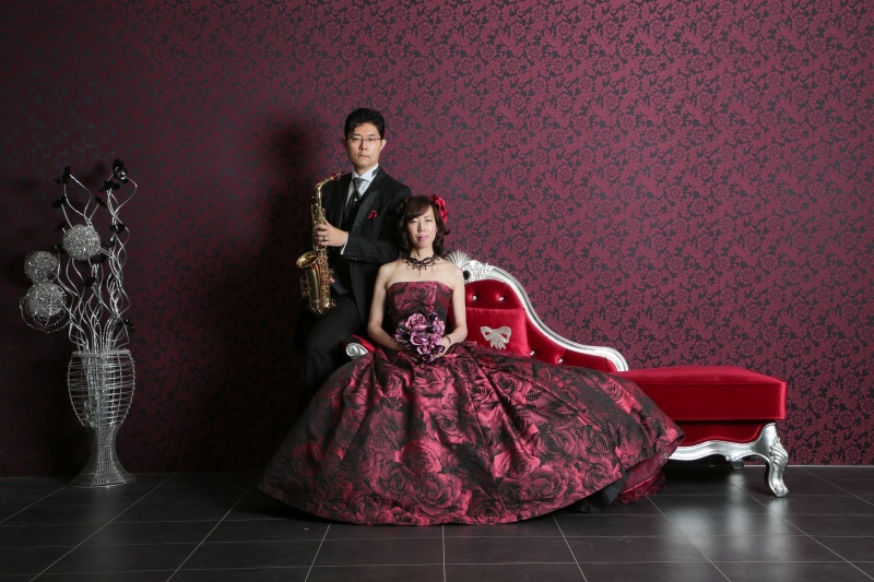 サックスを携えて