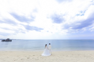 青い空と、海と、私たち