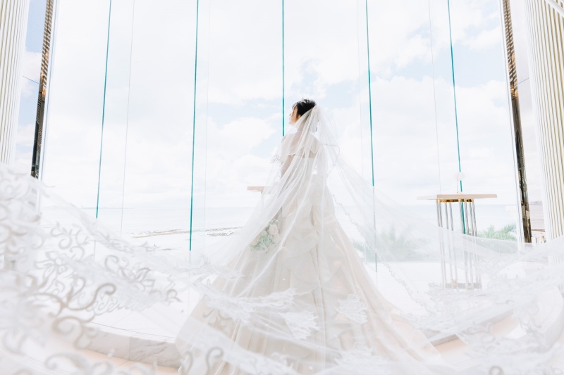 ウエディングドレス