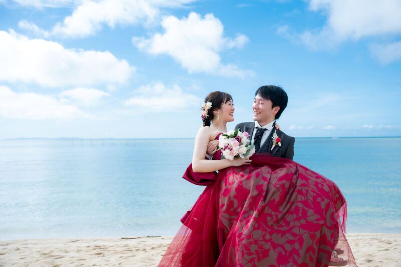 白砂のビーチでロマンチックなひととき☆彡