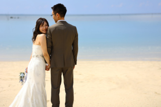 ビーチ＆チャペル(ウエディングドレス)