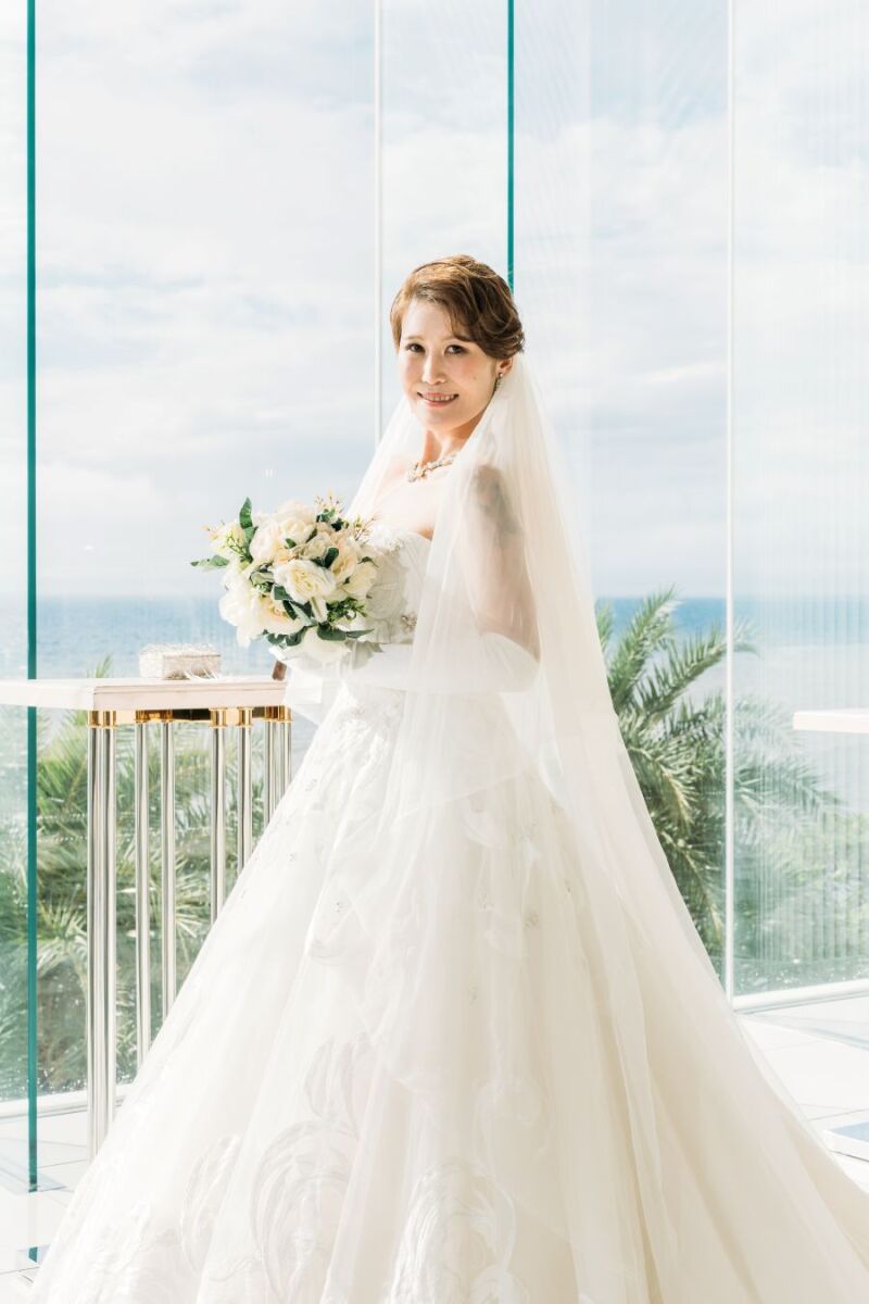 チャペルのあたたかな光に包まれて幸せオーラ全開☆