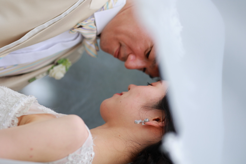 沖縄の自然に溶け込むベールの魔法♡