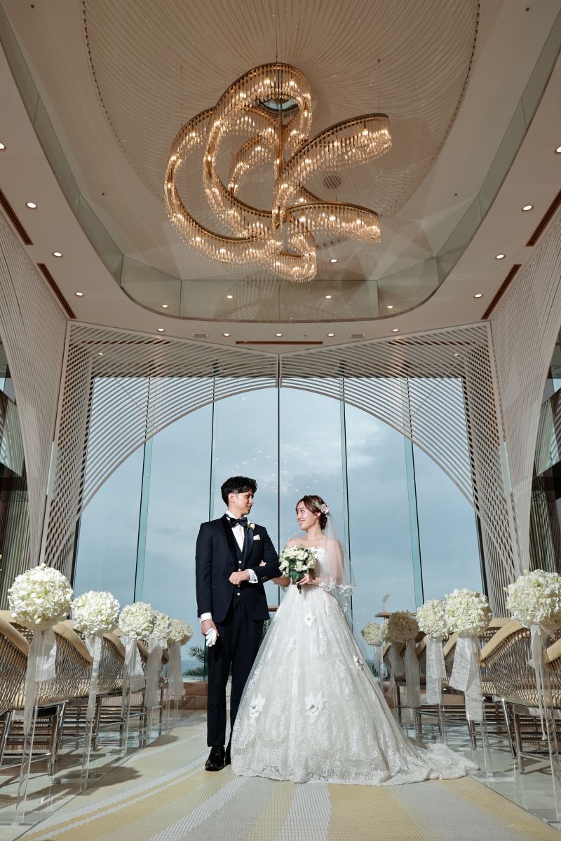 沖縄の本格リゾートチャペルで誓うウエディング撮影