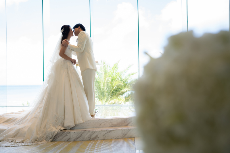 2人のシルエットが言葉にできないほどロマンチック