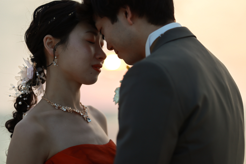 JUST&hearts;MARRIED！ビーチに映える2人の姿