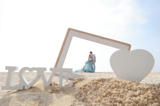 趣味が分かる お持ち込みグッズも上手に活用して、ふたりだけのオリジナルフォトに♪