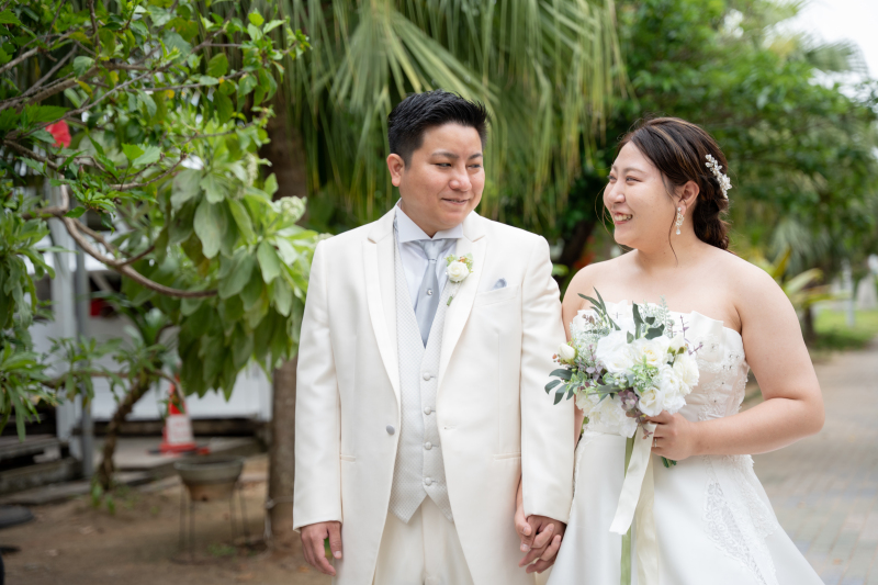 緑に包まれて、おふたりだけのひとときを