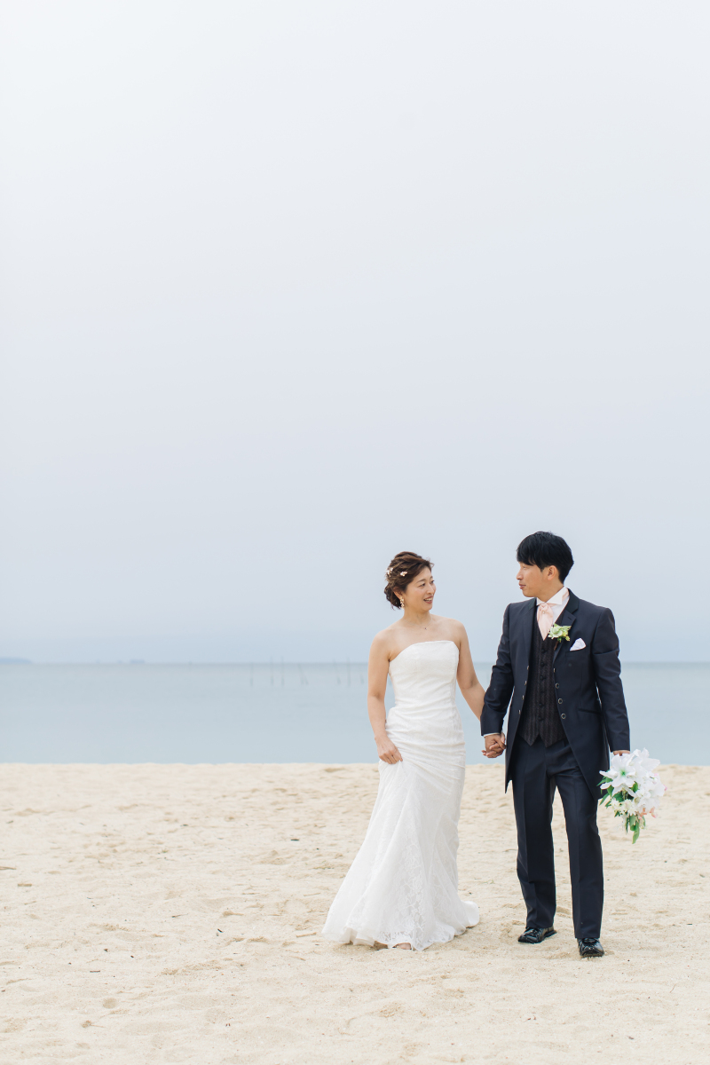 波打ち際を手を繋いで歩く、ただそれだけでいい！！