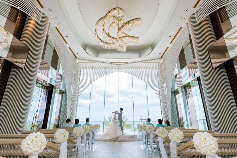 ★ここ、幸せの舞台。沖縄から始まるふたりの物語★