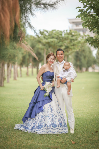 大自然に囲まれた空間でウェディングフォト