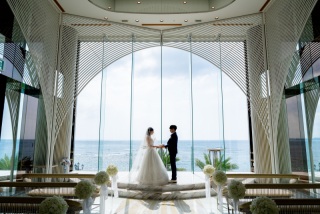 ウエディングドレス（チャペル＆ビーチ)