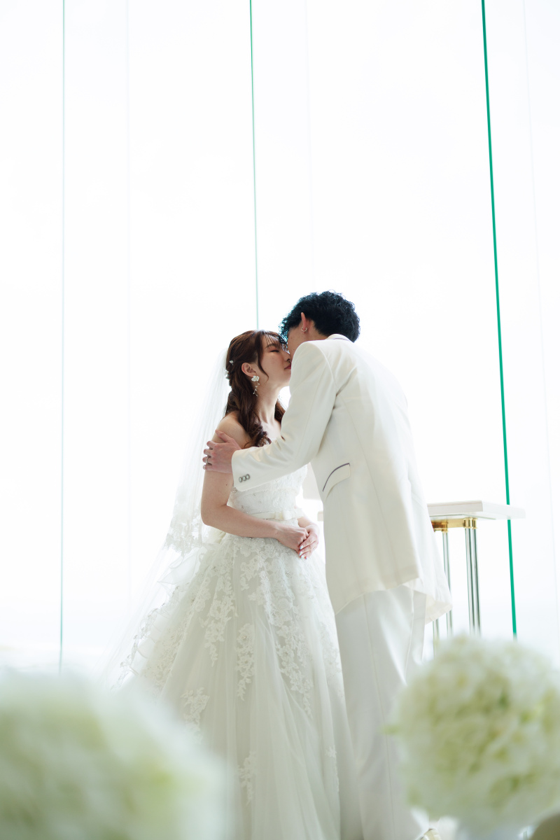 誓いのウェディングキス