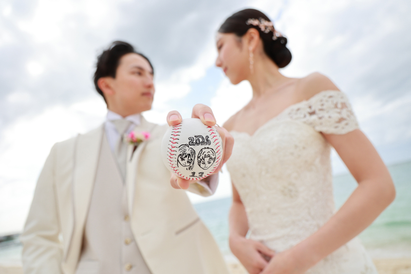 持込みグッズを使用した、2人だけのオリジナル写真