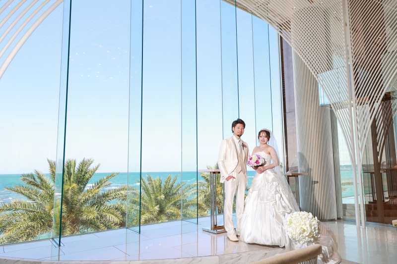 ♡ガラス越しの景色に重なるおふたり♡