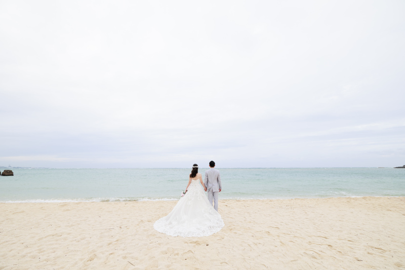 波打ち際を手を繋いで歩く、ただそれだけでいい♡♡