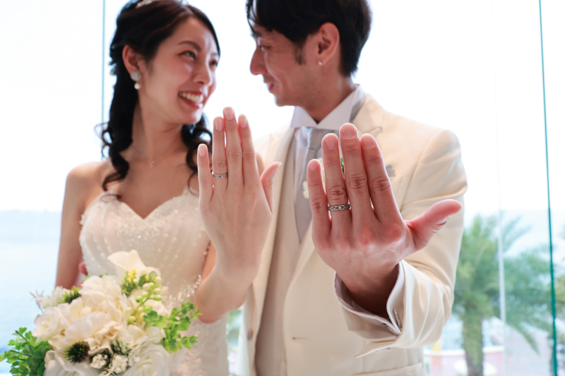 〈挙式風シーンの撮影♪〉挙式で欠かせない指輪交換