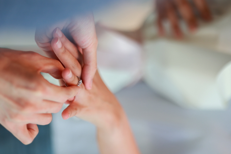 左手の薬指へ