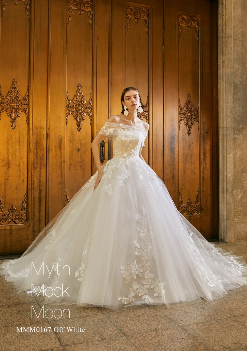 ルミエール北谷サロン_ウエディングドレスが豊富