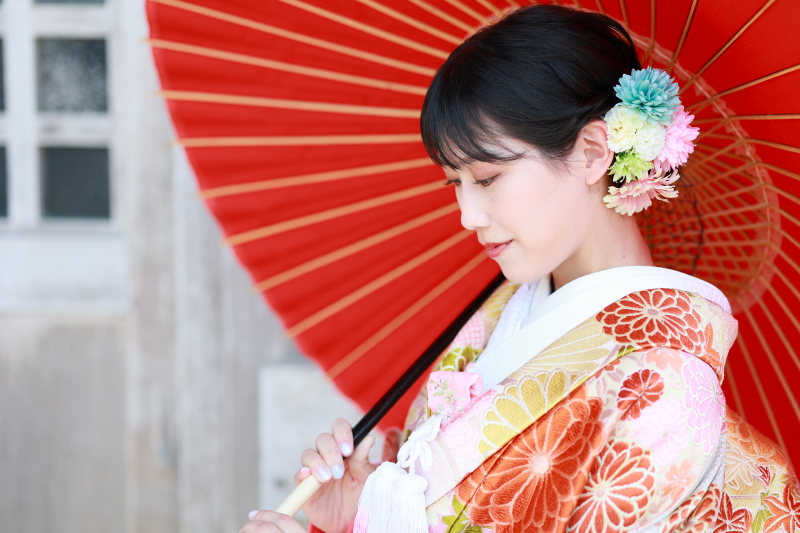 ルミエール北谷サロン_色打掛・着物が豊富