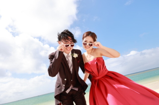 ルミエール北谷サロン_BEACH×COLOR　DRESS