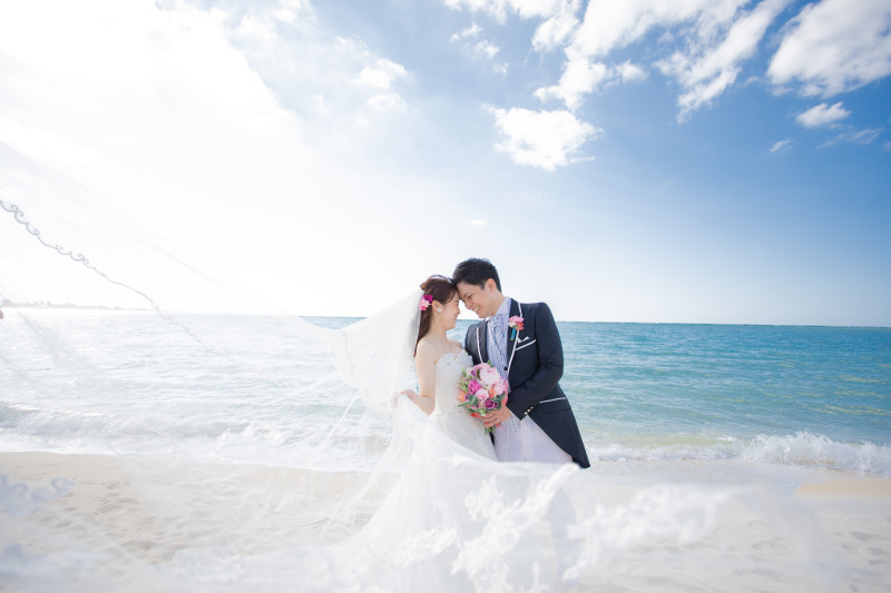 ベールには「愛する娘を災いから守ってくれますように」という意味が込められています。ベールを使った特別な一枚を撮りませんか?推しショットシーンです(≧▽≦)