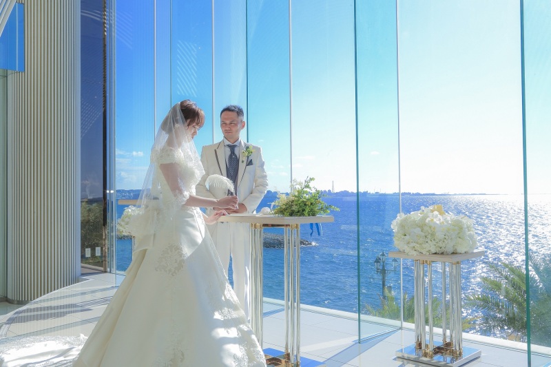 ★年末年始特価★2025年12月~2026年1月撮影限定*沖縄リゾートチャペル&ビーチフォト*洋装1ペア*100カットプラン!