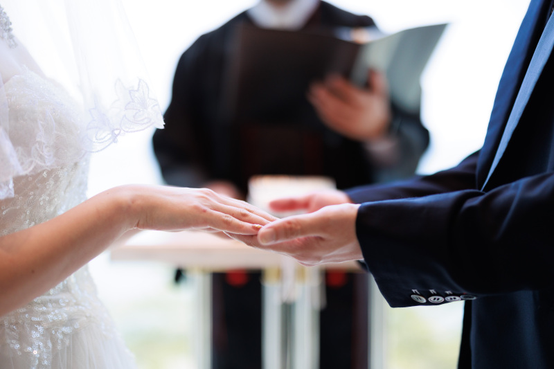 【挙式付】★年末年始★25年12月~26年1月限定*チャペル挙式&ビーチフォト*200カット*洋装1ペア☆参列者4名様まで可能!