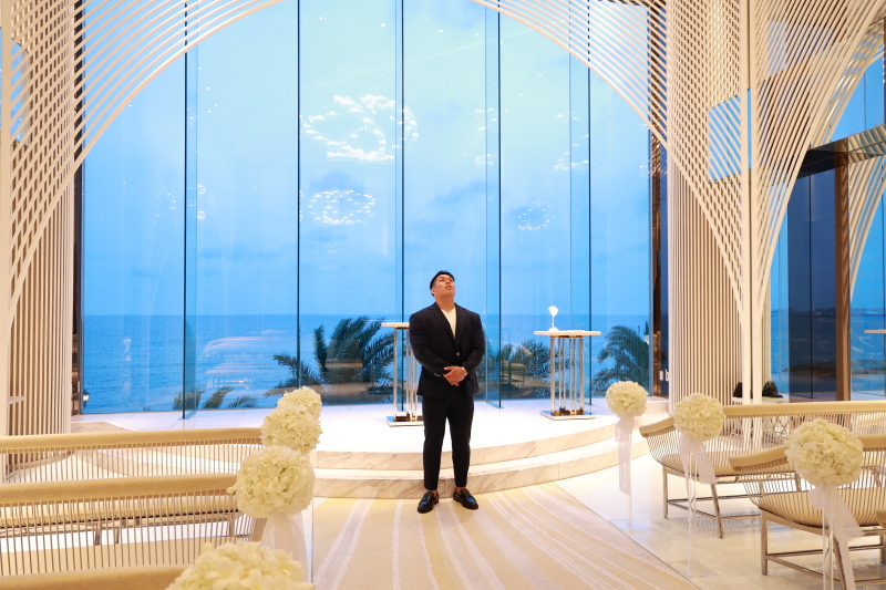 【Lumièreプロポーズ-ステラ】★リゾートチャペルでサプライズプロポーズ*写真撮影*バラの花束付き♪感動の瞬間を写真に残そう