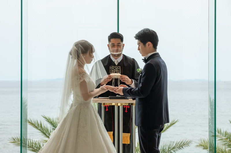 【早得/来春プラン】2026年2~4月撮影限定*★挙式付き★チャペル&ビーチフォト/洋装2ペア/100カットプラン(^^)/