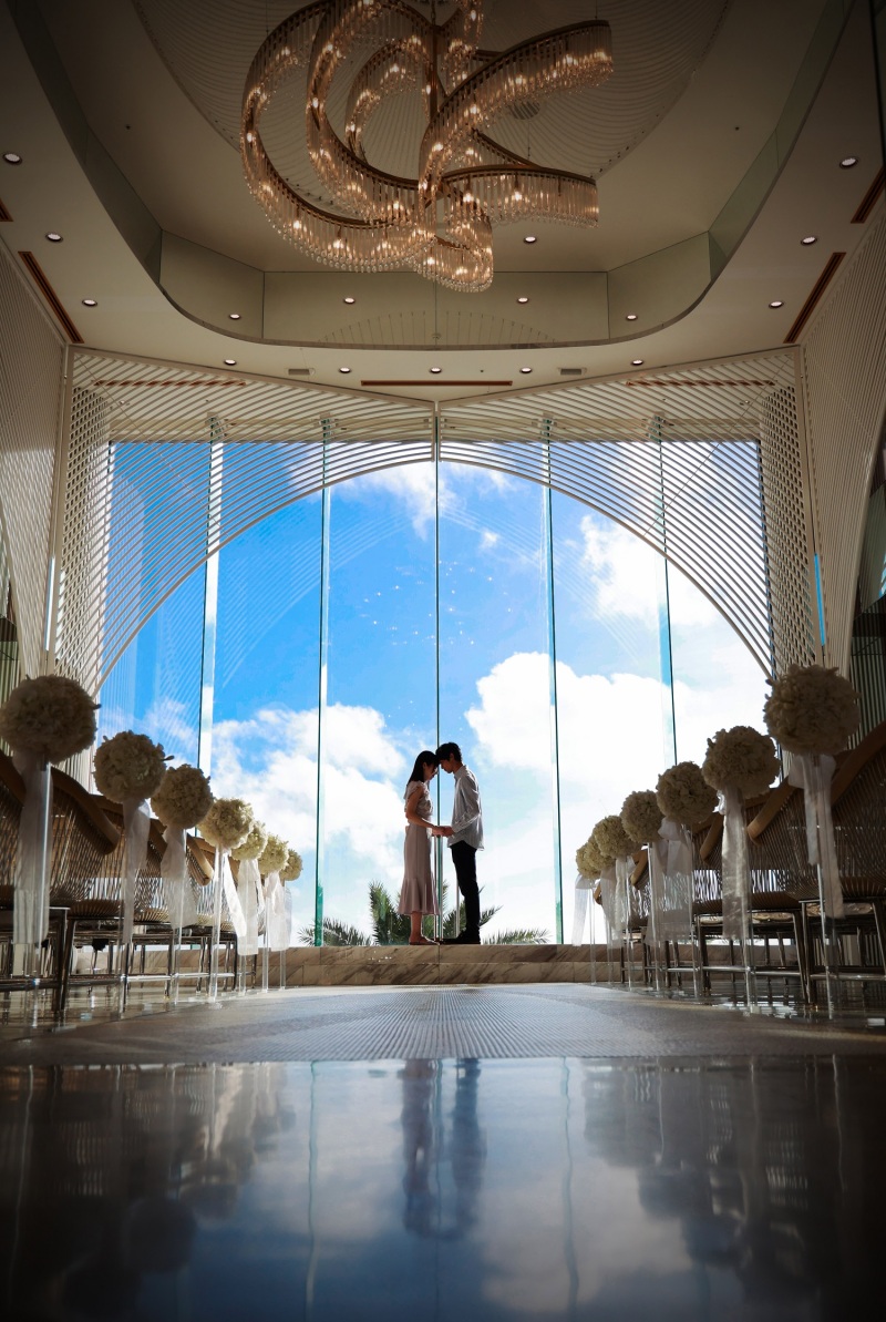 【Lumièreプロポーズ-ステラ】★リゾートチャペルでサプライズプロポーズ*写真撮影*バラの花束付き♪感動の瞬間を写真に残そう