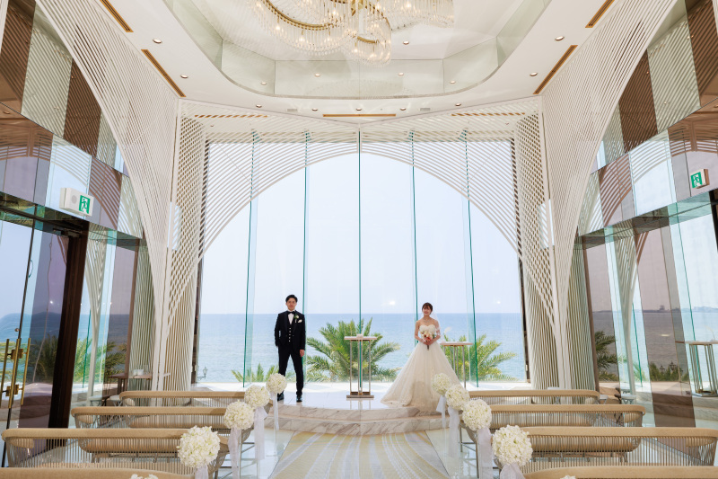 【挙式付】★年末年始★25年12月~26年1月限定*チャペル挙式&ビーチフォト*200カット*洋装1ペア☆参列者4名様まで可能!