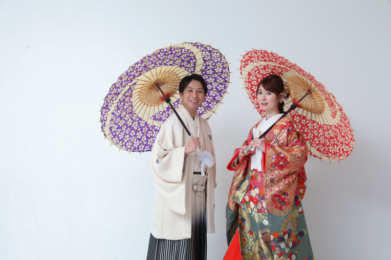 和傘で華やかに