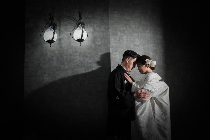 グレー背景でかっこよく