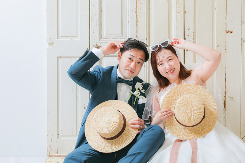 麦わら帽をもって♡