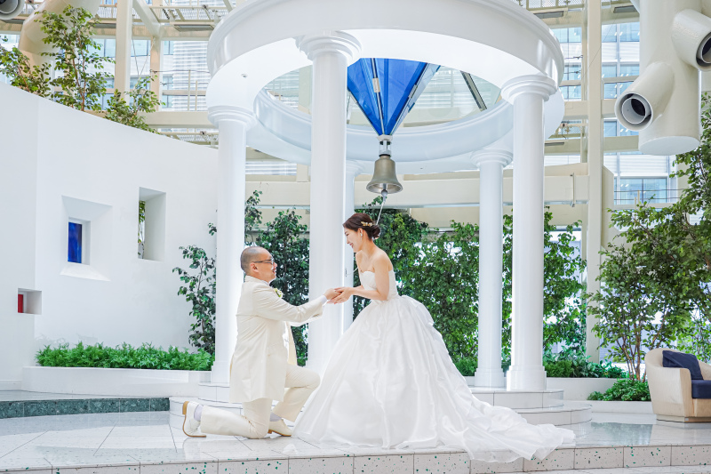 鐘の前でプロポーズショット