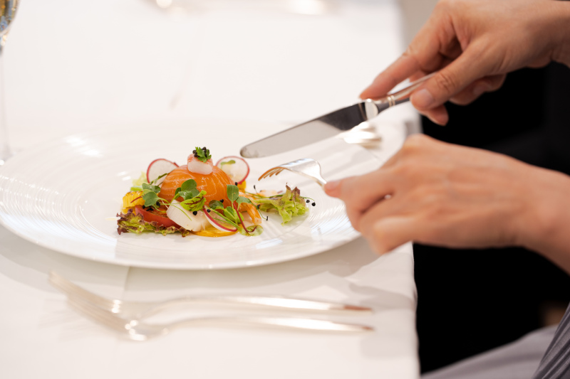 ワタベウェディング東京ベイフォトスタジオ_会食ができる