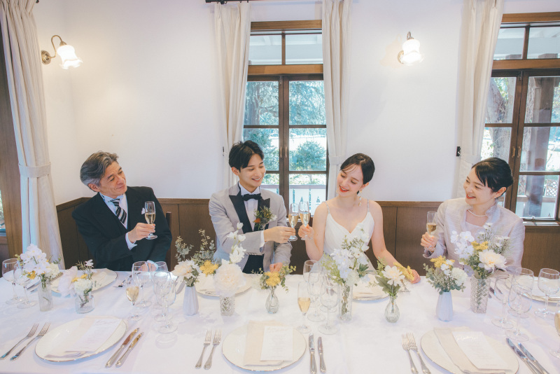 セレモニー後に、ご家族とあたたかな会食のお時間を