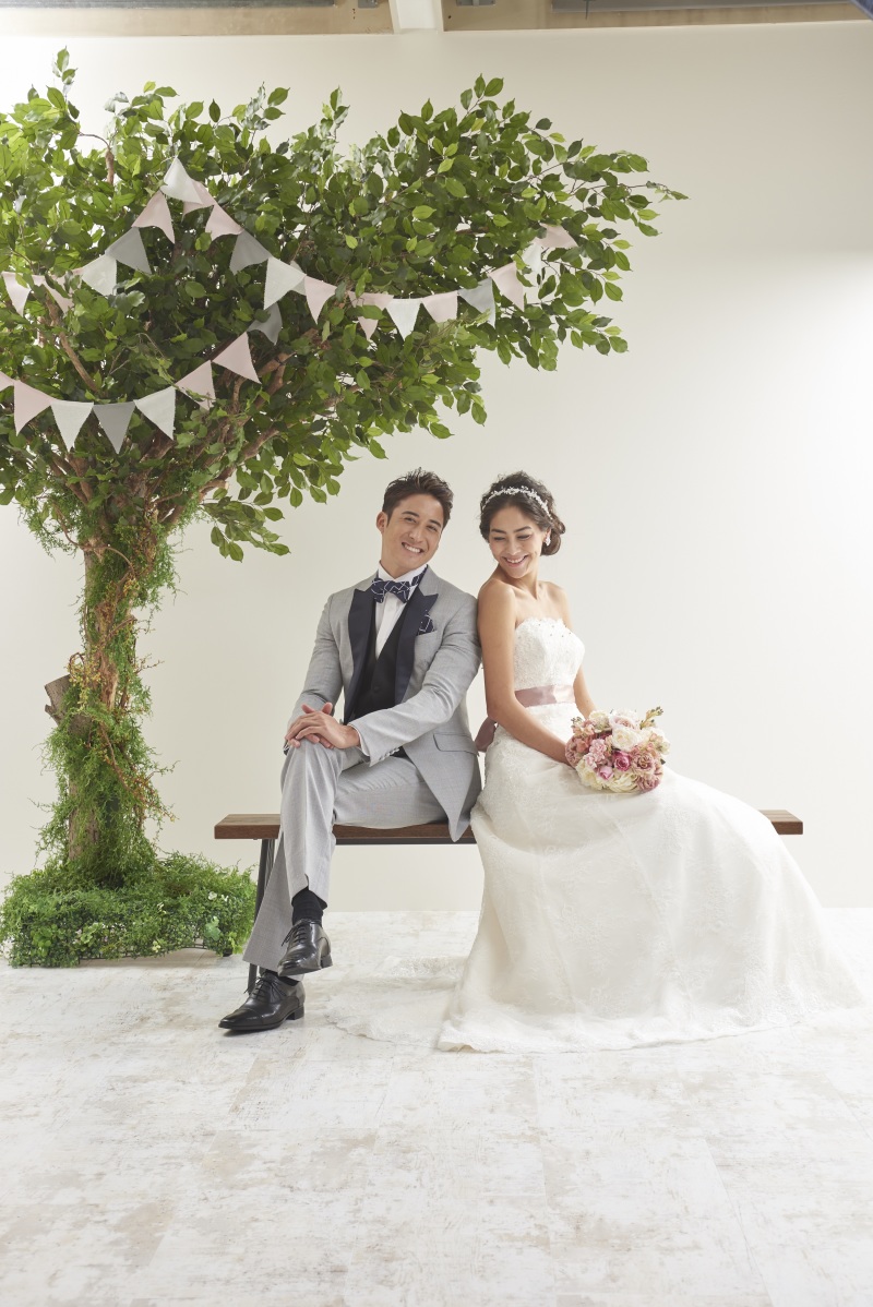 二人でベンチに