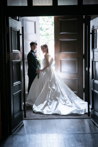 光にも歴史の重さを感じられるスコットホール