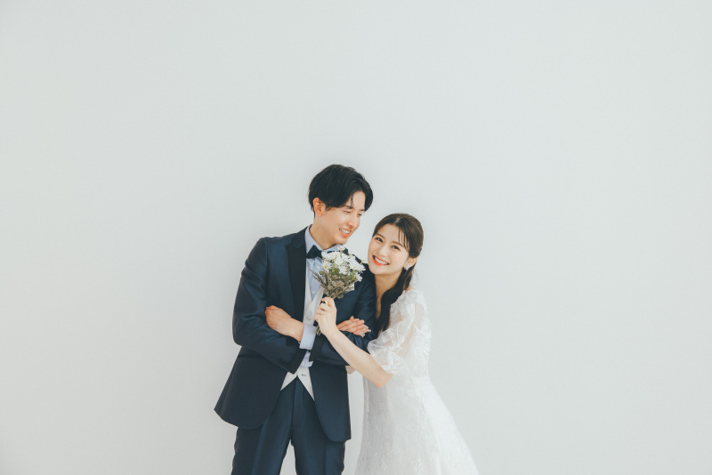【年内撮影先取り!】✦新婦2着(洋装)✦スタジオ撮影プラン《全データ付》