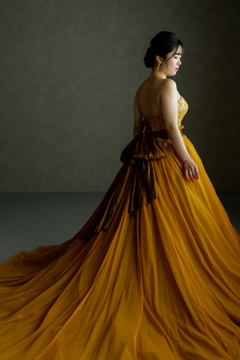 カラードレスで素敵な一枚を