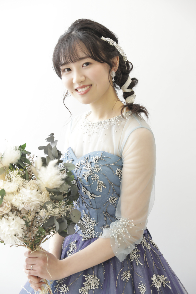 ヘアスタイルもお色直しして♪