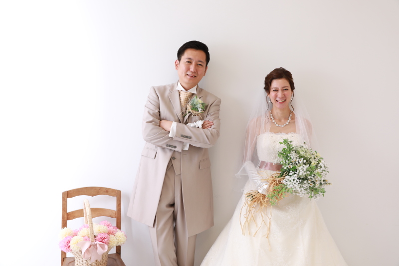 ウエストのリボンが可愛いドレス…♡