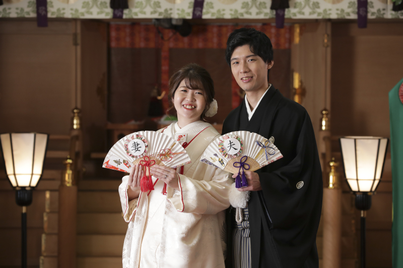 神殿で白無垢を