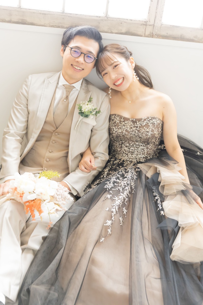 寄り添いショットで仲良しアピール！