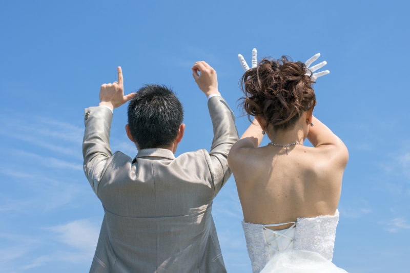 青空に「LOVE」の指文字を！