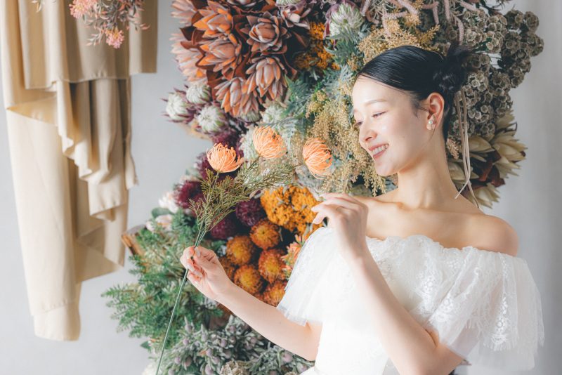 花嫁様をさらに引き立てるフラワースタジオ