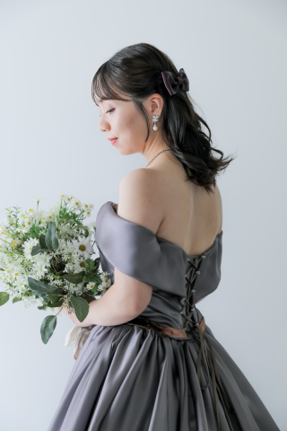 ワタベウェディング横浜ベイフォトスタジオ_STUDIO【カラードレス】