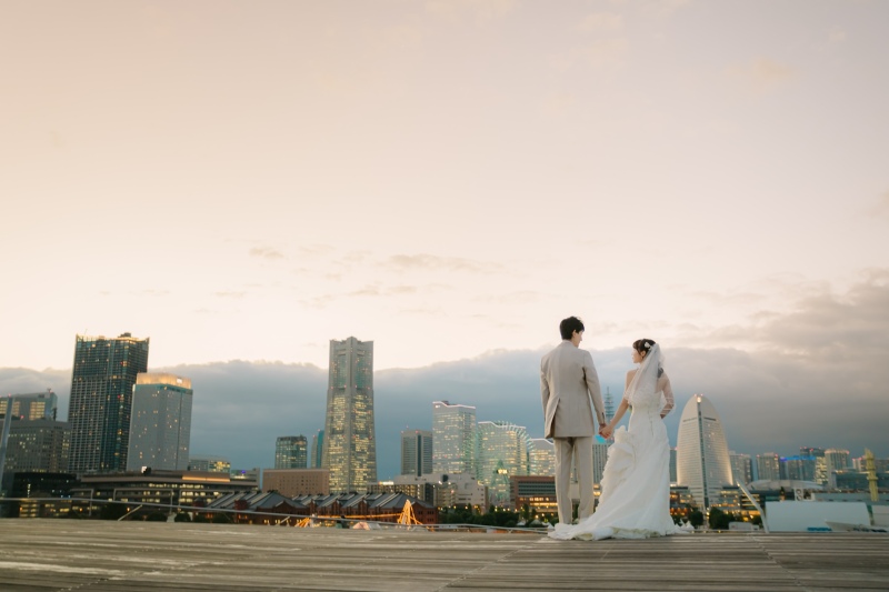 ワタベウェディング横浜ベイフォトスタジオ_夜景で撮影できる